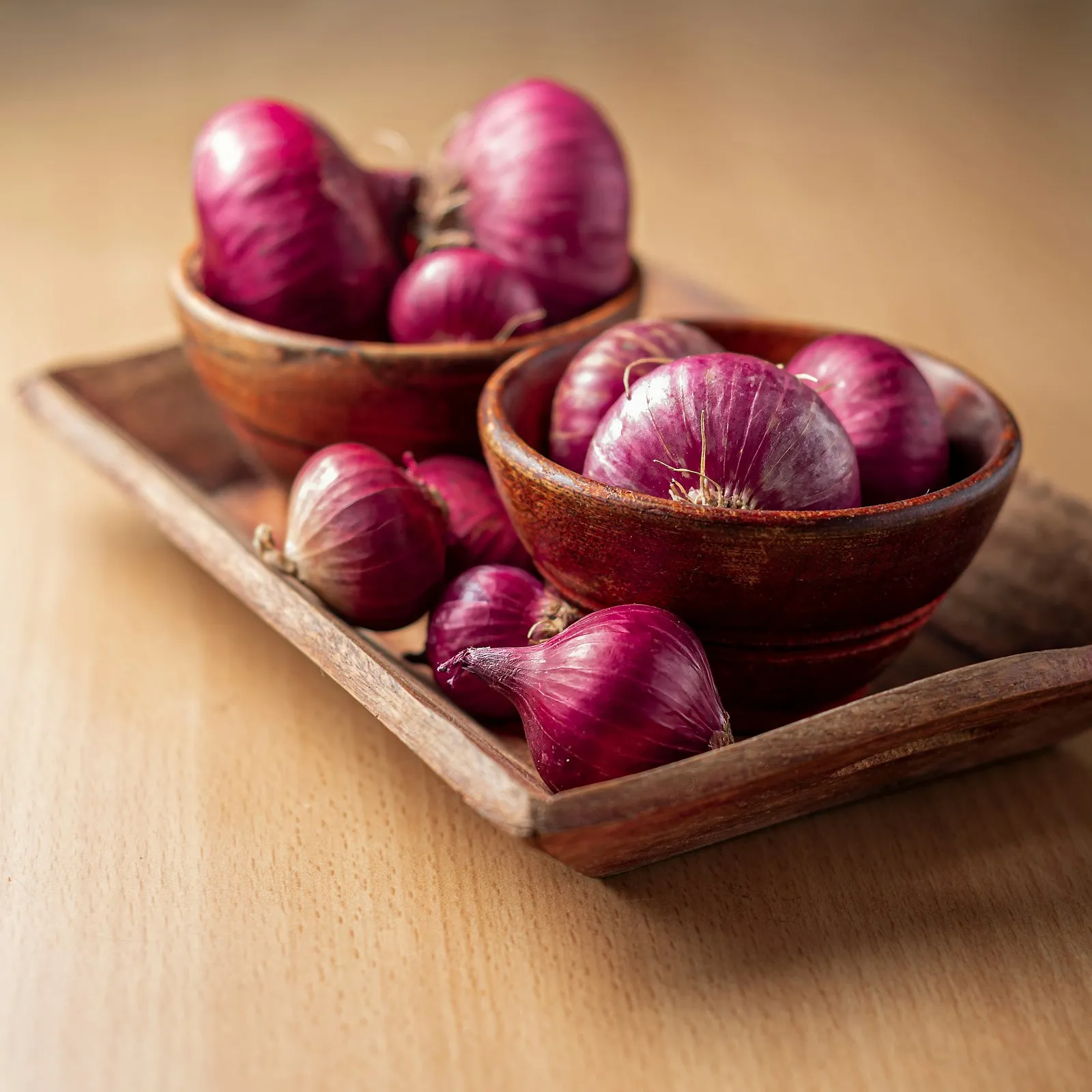 Egyptian red onions, cured for export